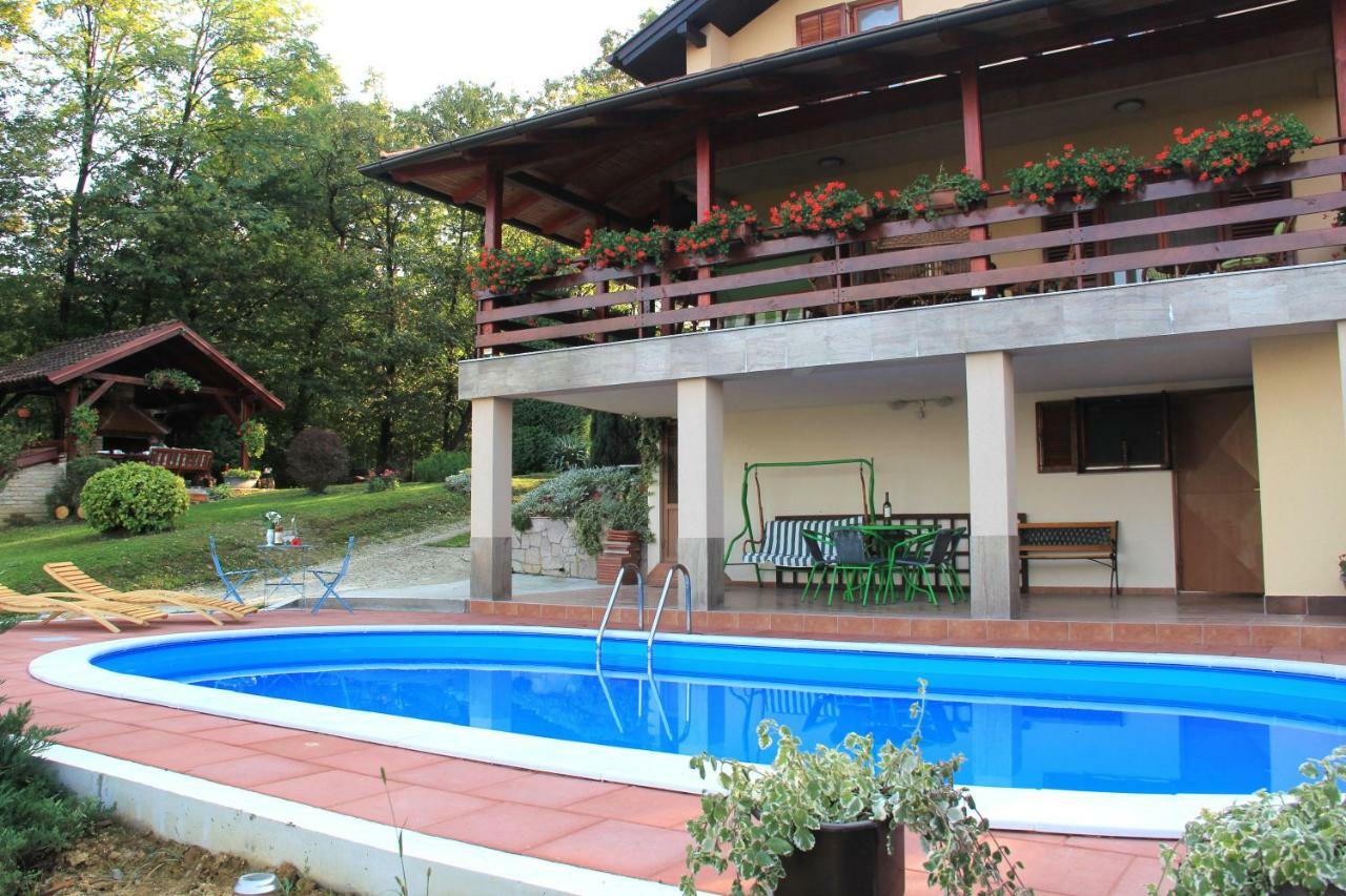 Holiday Home Nina Petrinja ภายนอก รูปภาพ